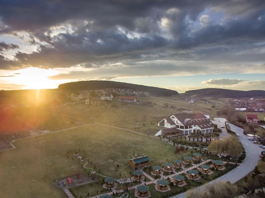 Complex Turistic Darina Sancraiu De Mures Екстер'єр фото